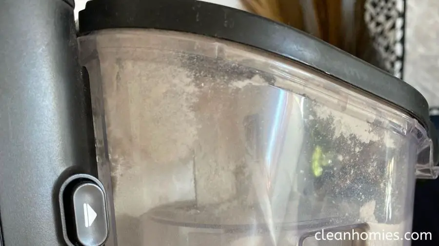 Remove bed bugs from the vacuum and seal with tape