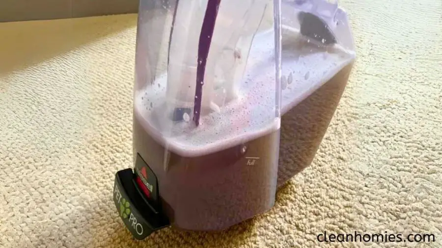 Clogs vacuum bag